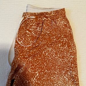 Mens M LuLu bowline short. Never worn.